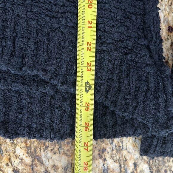 Free People Black V-neck Chunky Knit Popcorn Pullover Sweater Size XS - Picture 8 of 9